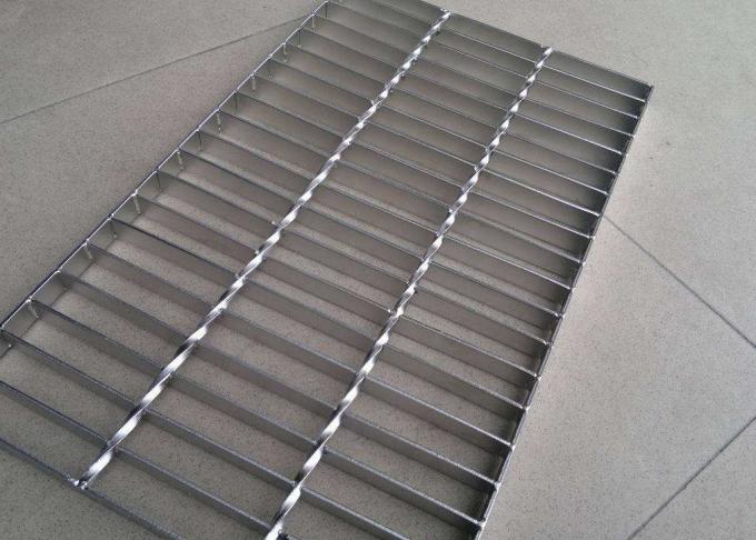 Couverture en acier de drain de grille de fossé pour parqueter le lancement de barre de traverse de 24 - de 200mm