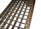 Bandes de roulement d'escalier d'acier inoxydable d'ASTM Q235 SS304, bandes de roulement discordantes d'anti barre de corrosion fournisseur