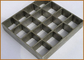 Type intégré fixe par agrafe en acier verrouillée de selle de grille de la pression ISO9001 fournisseur