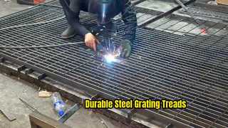 Grille en acier à plate-forme de forme irrégulière avec plaques de protection