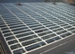 ISO9001 a crénelé la grille en acier pour parqueter l'espacement adapté aux besoins du client de barre de traverse fournisseur