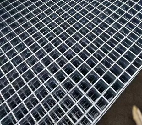 Poids de la grille de plancher de barres d'acier galvanisées DIP chaud à forte charge