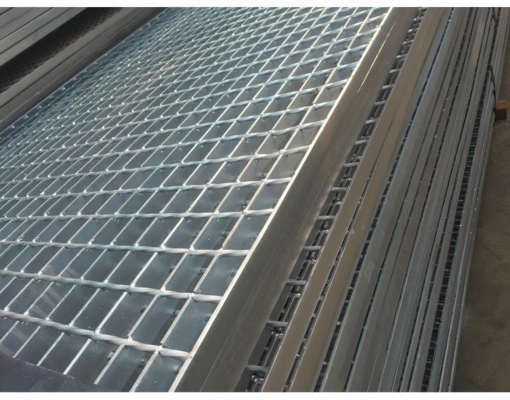 19-W-4 1 1/4′ ′ *3/16′ ′ Grille en métal Grille en acier pour plate-forme de passerelle