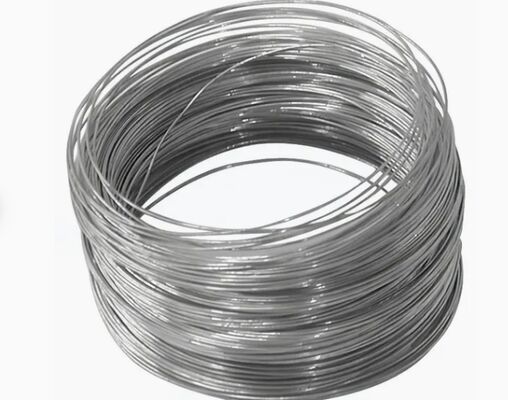 Fil de fer galvanisé à chaud avec revêtement en zinc de 50 à 150 μm pour la construction et la clôture, en acier à faible teneur en carbone