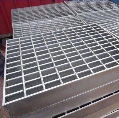 Grille en acier galvanisé antidérapant à chaud avec tailles personnalisables pour les plates-formes de grille à barres métalliques