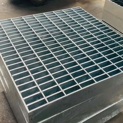 Plate-forme de grille en acier antidérapante galvanisée avec des tailles personnalisables pour les passerelles et l'usage industriel
