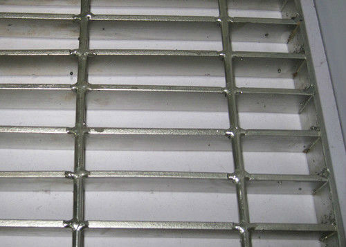 Barre discordante de plaine du passage couvert 25 x 5 de l'acier inoxydable 316 de décapage à l'acide