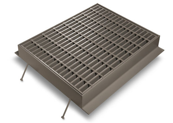 Couverture argentée de grille de drain de la Manche, grilles galvanisées à faible teneur en carbone de drainage