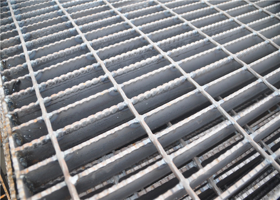 Grille discordante en métal de barre d'acier de certificat de GV parquetant 2.5-5.5mm Thicknes