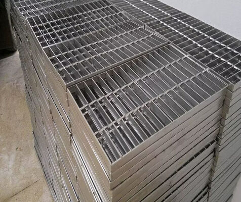 Grille en acier galvanisé à chaud 32X5mm personnalisée pour utilisation en extérieur