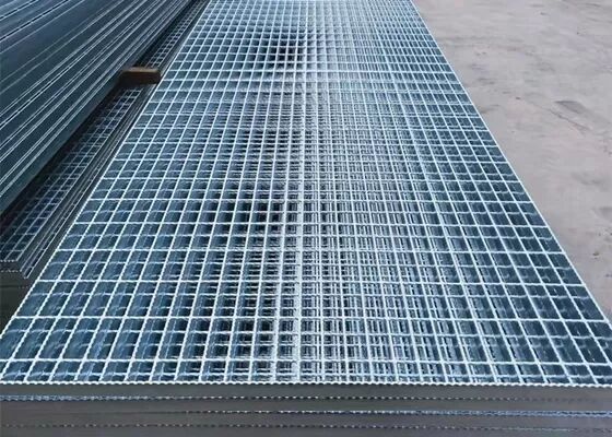 Caillebotis en acier galvanisé à chaud à haute résistance pour applications polyvalentes